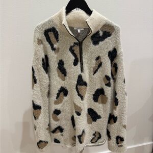 JODIFL Cream and Black Patterned Sweater